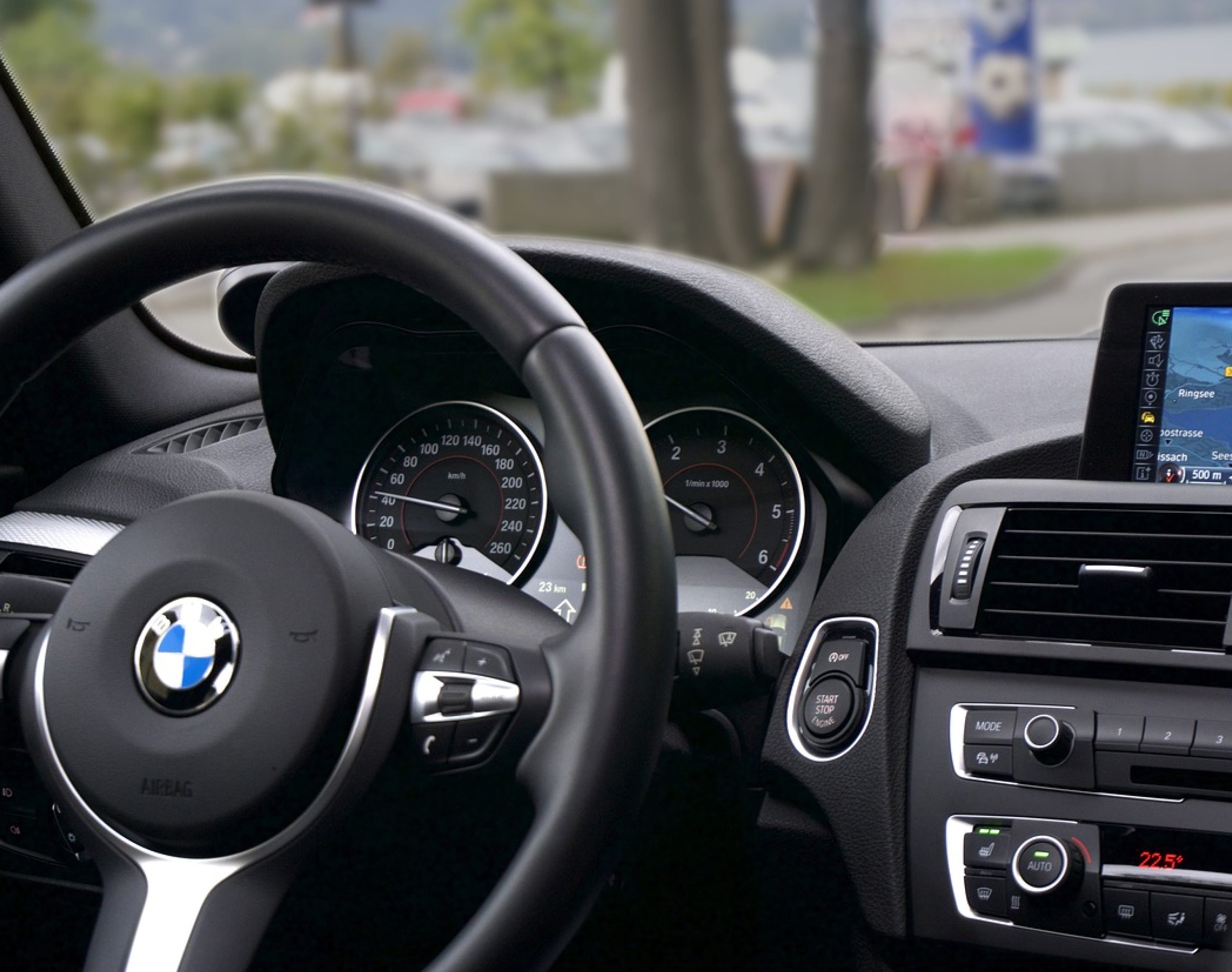 輸入車・国産車の実績