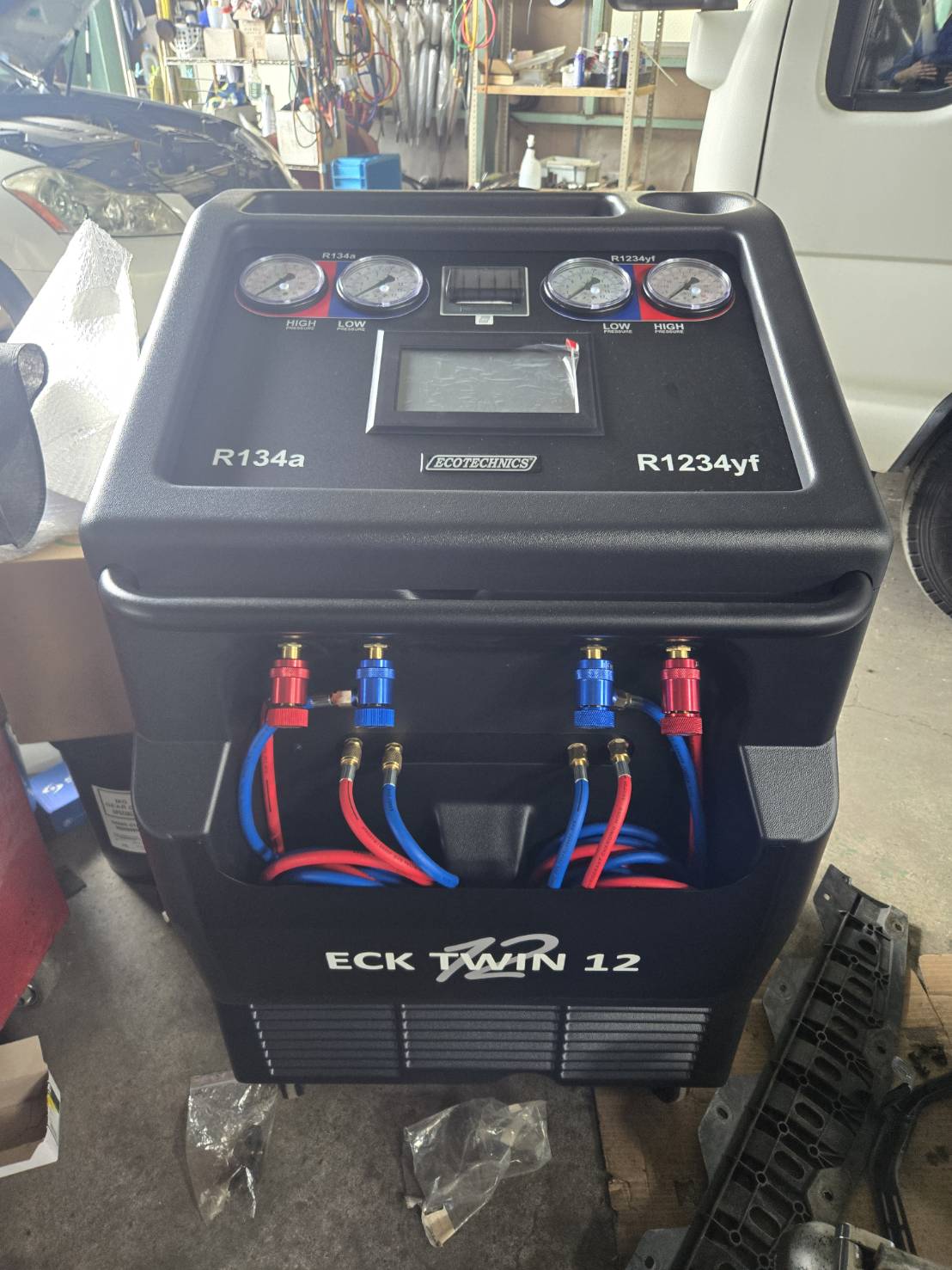 全自動エアコンサービスステーション ECK TWIN 12